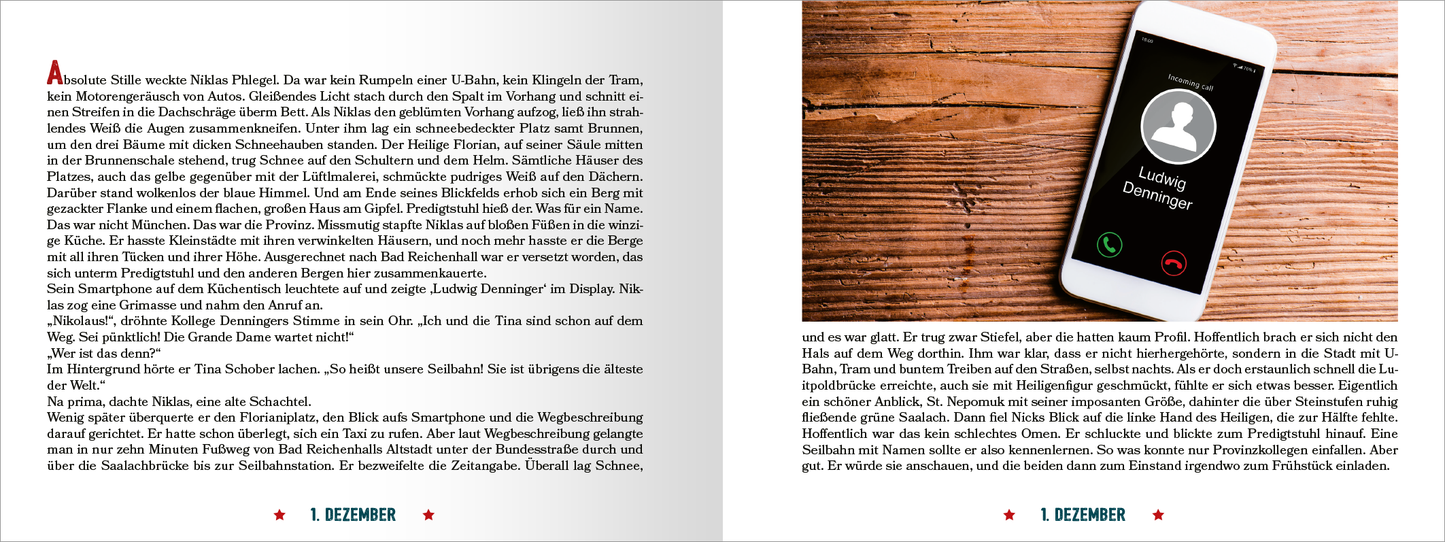 Gezeigt wird eine Innen- oder Zusatzansicht von „Tod mit Talblick“. Die Seite zeigt auf der linken Seite einen Textabschnitt in schwarzer Schrift auf hellem Hintergrund, der in einer klaren, gut lesbaren Typografie gestaltet ist. Rechts ist ein Smartphone platziert, das den Namen „Ludwig Denninger“ anzeigt, mit grünen und roten Anruftasten unterhalb. Der Hintergrund ist aus hellem, rustikalem Holz; die gesamte Darstellung vermittelt eine moderne, übersichtliche Optik. Am unteren Rand...