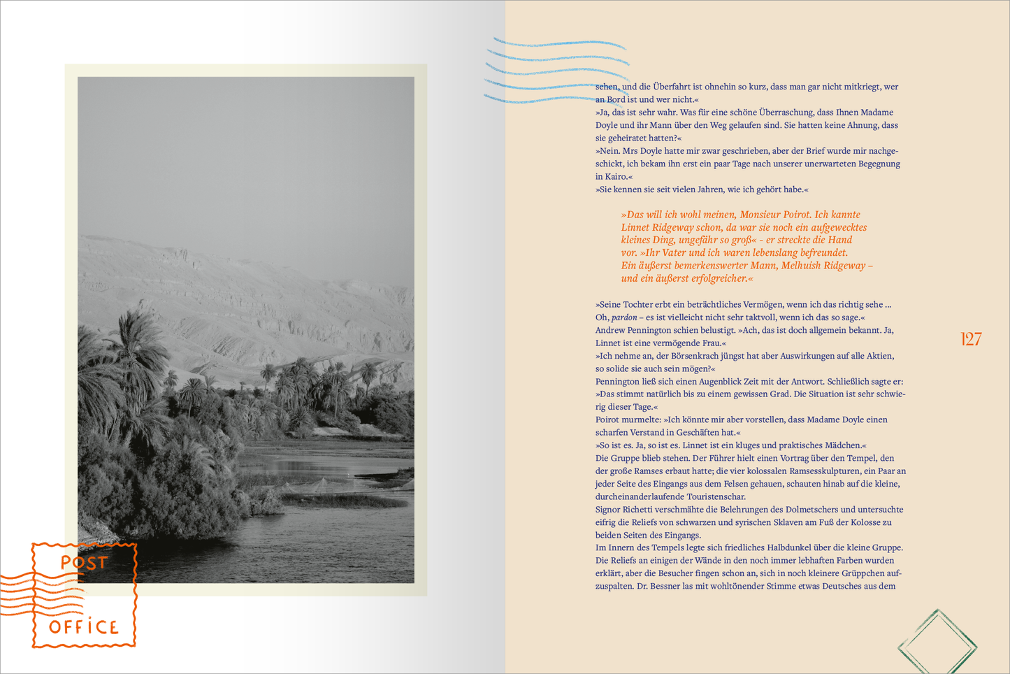 Gezeigt wird eine Innen- oder Zusatzansicht von „Frauen auf Reisen. Von der Freiheit unterwegs zu sein“. Die Seite präsentiert ein black-and-white Bild einer Landschaft mit einer Gewässerstelle und Palmen, umrahmt von einem hellen, cremefarbenen Hintergrund. Auf der rechten Seite befindet sich ein leicht strukturiertes, sandfarbenes Layout mit sorgfältig platzierten Textabschnitten in einer modernen Sans-Serif-Schrift. Handgeschriebene Elemente und eine gestalterische Briefmarke in der...