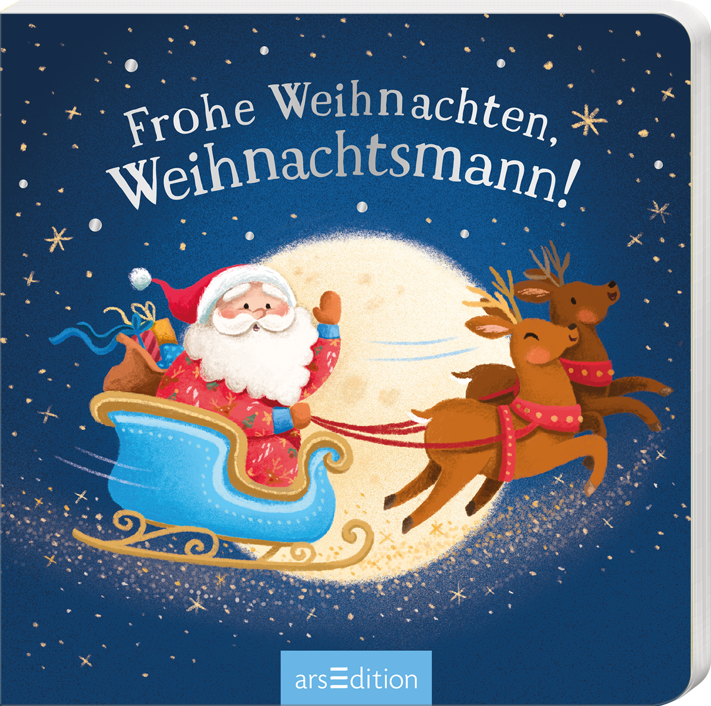 Das Buchcover zeigt einen fröhlichen Weihnachtsmann in einem blauen Schlitten, der von zwei braunen Rentieren gezogen wird. Der Hintergrund ist in einem tiefen Blau gehalten, das mit hellen Sternen und einer großen, leuchtenden Mondscheibe geschmückt ist. Die variierende Schriftart der Titelzeile „Frohe Weihnachten, Weihnachtsmann!“ ist verspielt und in Weiß gehalten. Ganz unten mittig steht der Logoschriftzug von arsEdition.