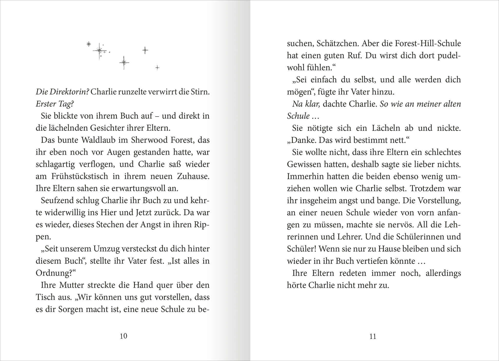 Gezeigt wird eine Innen- oder Zusatzansicht von „Robin – Heldin wider Willen“. Die Seite präsentiert einen weißen Hintergrund mit gedrucktem Text in schwarzer Schrift. Die Typografie ist gut lesbar, mit klaren, modern gestalteten Schriftarten. Auf der linken Seite wird der Text fortlaufend dargestellt, während Sternchenmotive in sanften Grautönen dezent Akzente setzen. Zwischen den Absätzen sorgt eine ausreichende Zeilenhöhe für bessere Lesbarkeit.