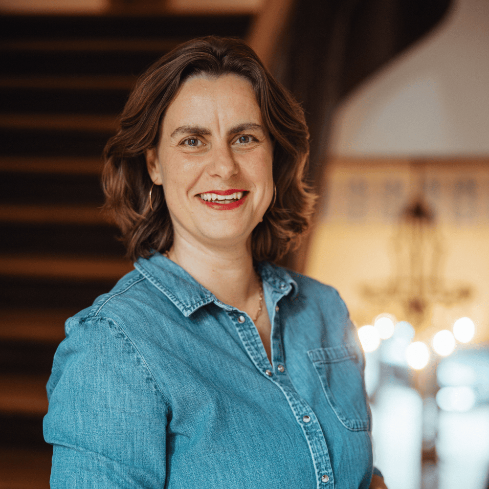 Rebecca Roscher, kaufmännische Geschäftsführerin von arsEdition