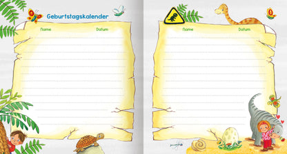 Gezeigt wird eine Innenansicht von „Meine Kindergarten-Freunde (Dinosaurier)“. Die Seite präsentiert einen Geburtstagskalender mit einem bunten, kindgerechten Design. Der Hintergrund ist hell und trägt natürliche Elemente wie Blätter, Schmetterlinge und kleine Tiere. In der oberen Mitte stehen die blauen Worte „Geburtstagskalender“, während darunter Platz für „Name“ und „Datum“ in klarer, gut lesbarer Schrift vorgesehen ist. Die Ecken sind mit fröhlichen...