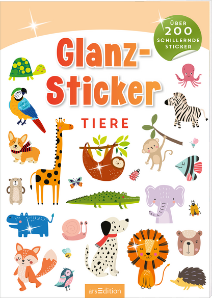 Das Buchcover zeigt eine bunte und verspielte Anordnung von verschiedenen Tieren, darunter ein Giraffe, ein Faultier, ein Papagei und ein Elefant. Die Farben sind hell und lebhaft, mit einem gelben Hintergrund und vielen lebendigen Illustrationen. Der Titel „Glanz-Sticker“ leuchtet in großen, orangefarbenen Buchstaben und darunter steht „TIERE“ in kleinerer Schrift. Oben links befindet sich ein grüner Button mit der Aufschrift „Über 200 schillernde Sticker“. Ganz unten mittig...