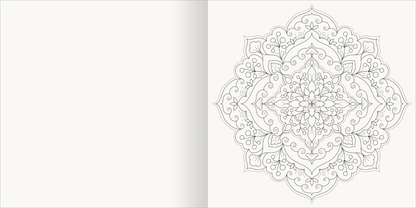 Gezeigt wird eine Innen- oder Zusatzansicht von „Aquarell-Malblock – Mandalas“. Die Abbildung zeigt eine detaillierte, symmetrische Mandala-Zeichnung in schwarz-weißer Linie auf einem cremefarbenen Hintergrund. Die zarten, geschwungenen Muster sind von zahlreichen filigranen Elementen umgeben, die zum Ausmalen einladen. Auf der linken Seite bleibt der Seitenraum unbeschrieben und bietet Platz für persönliche Notizen oder weiteres Malen. Die elegante Typografie des Titels ist klar...