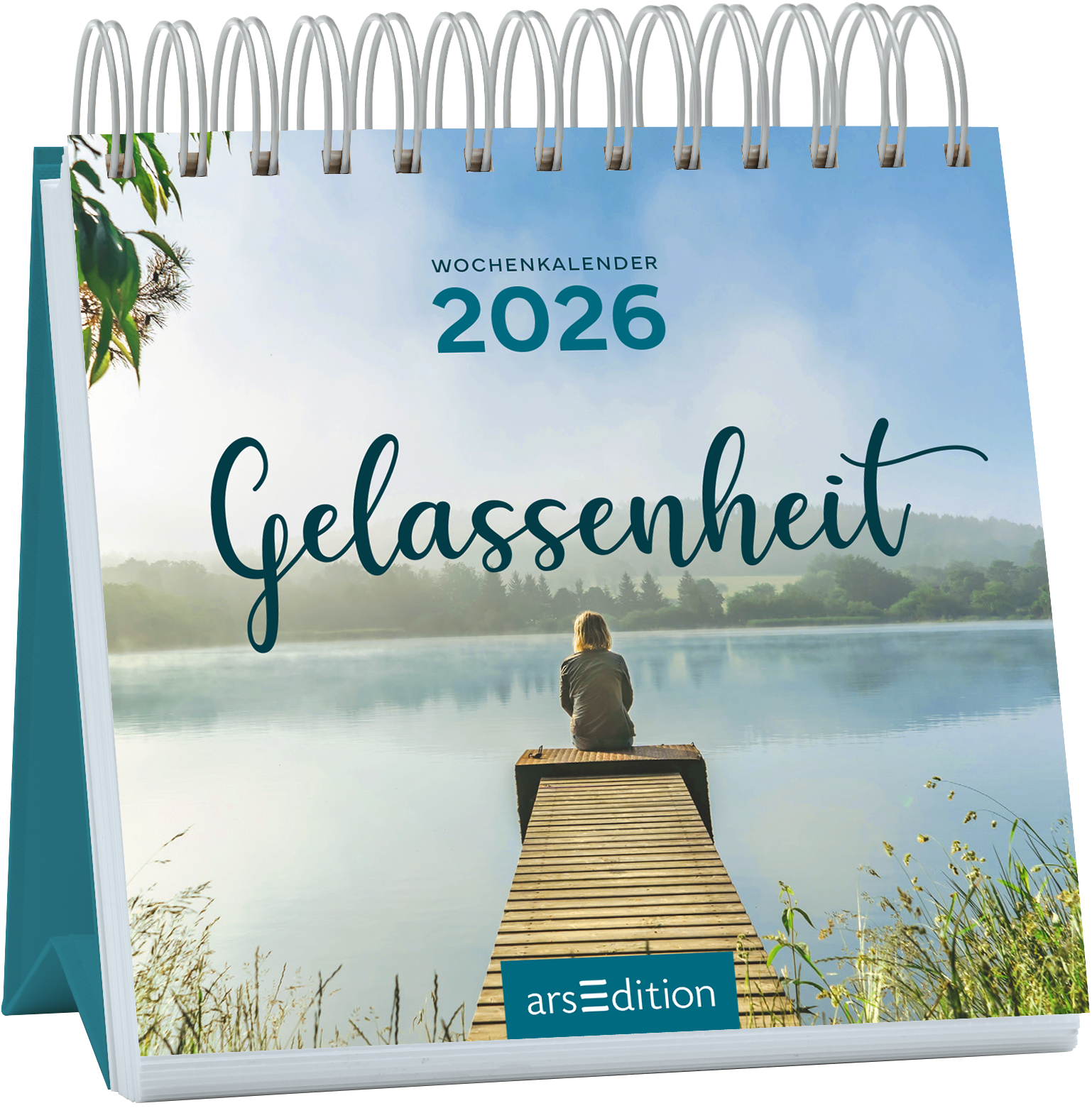 Auf dem Cover des Wochenkalenders „Gelassenheit“ 2026 sitzt eine Person auf einem Holzsteg am Ufer eines ruhigen Sees. Die sanften Farben in Blau und Grün vermitteln eine friedliche Atmosphäre. Die Schriftzüge „WOCHENKALENDER“ in eleganter Schrift und „2026“ in einfacher, serifenloser Typografie unterstreichen das harmonische Design. Der Titel „Gelassenheit“ ist in geschwungener, künstlerischer Schrift gehalten. Ganz oben mittig ist der SPIEGEL-Bestseller-Button zu sehen....