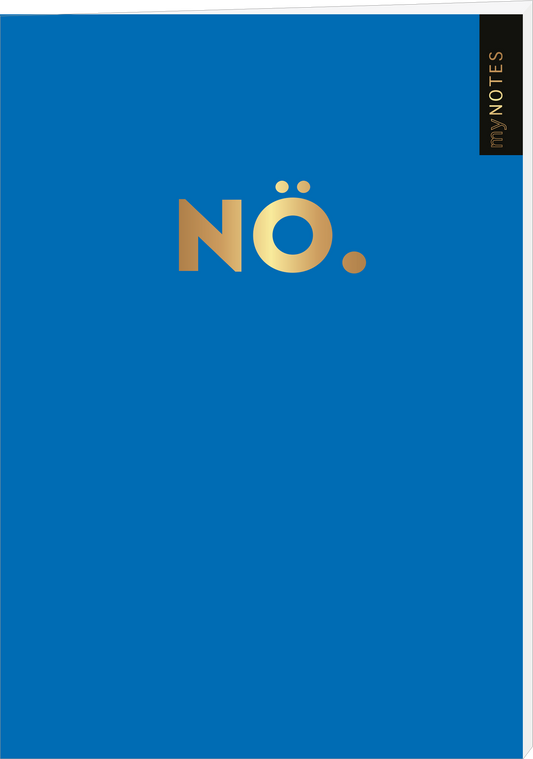 Das Buchcover zeigt einen lebendigen, mittelblauen Hintergrund. Zentral platziert ist der Schriftzug „NÖ.“ in glänzendem Gold, der mit seiner klaren, modernen Typografie hervorsticht. In der oberen rechten Ecke befindet sich ein schwarzes Feld mit der Aufschrift „my NOTES“ in Weiß, das einen weiteren textlichen Akzent setzt. Die Gesamtkomposition vermittelt eine elegante und zeitgemäße Atmosphäre. Ganz unten mittig steht der Logoschriftzug von arsEdition.