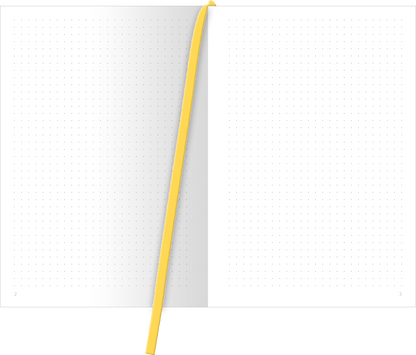 Gezeigt wird eine Innen- oder Zusatzansicht von „myNOTES Papeterie: Der Kleine Prinz Notizbuch A5“. Die Doppelseite zeigt helles, unlined Papier mit feinen, regelmäßig angeordneten Punkten, ideal zum Schreiben und Skizzieren. Ein auffälliges, gelbes Lesezeichen verleiht dem Notizbuch Farbe und Funktionalität. Die Seiten sind schlicht gehalten, um die Übersichtlichkeit und den kreativen Ausdruck zu fördern.