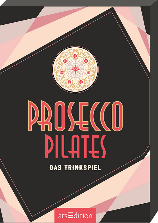 Das Buchcover zeigt ein modernes, geometrisches Design mit sanften Farben in Rosa- und Beigetönen, die einen eleganten Kontrast zu dem schwarzen Hintergrund bilden. Im Mittelpunkt steht der Titel „PROSECCO PILATES“ in geschwungener, roter Schrift, darunter steht „DAS TRINKSPIEL“ in schlichterer Schrift. Ein dekorativer, runder Aufdruck in der Mitte verleiht dem Cover einen festlichen Charakter. Ganz unten mittig steht der Logoschriftzug von arsEdition.