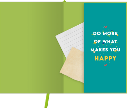 Gezeigt wird eine Innen- oder Zusatzansicht von „myNOTES Papeterie: Notizbuch A5 HAPPY LOOKS GOOD ON YOU - COLOR-POP“. Auf der linken Seite ist eine grüne Innenseite zu sehen, während die rechte Seite in einem leuchtenden Türkis gehalten ist. In der Mitte der rechten Seite steht der Text „DO MORE OF WHAT MAKES YOU HAPPY“ in einer verspielten, bunten Schriftart. Ergänzend befinden sich ein klares liniertes Notizblatt und ein weiteres Stück Papier in neutralem Ton. Farbliche Akzente...
