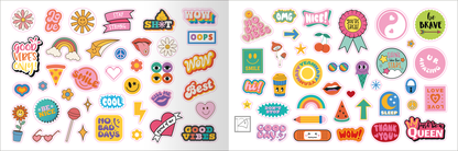 Gezeigt wird eine Innen- oder Zusatzansicht von „myNOTES Papeterie: Stickerheft Oh, happy day!“. Die Ansicht präsentiert eine bunte Auswahl an Aufklebern in verschiedenen Formen und Größen. Zu sehen sind fröhliche Motive wie Sonnen, Regenbogen, Herzen und Smiley-Gesichter. Die Farbpalette umfasst kräftige Töne von Pink, Gelb, Grün und Blau, während die Typografie verspielt und modern ist, mit Ausdrücken wie „Good Vibes Only“ und „Be Brave“.