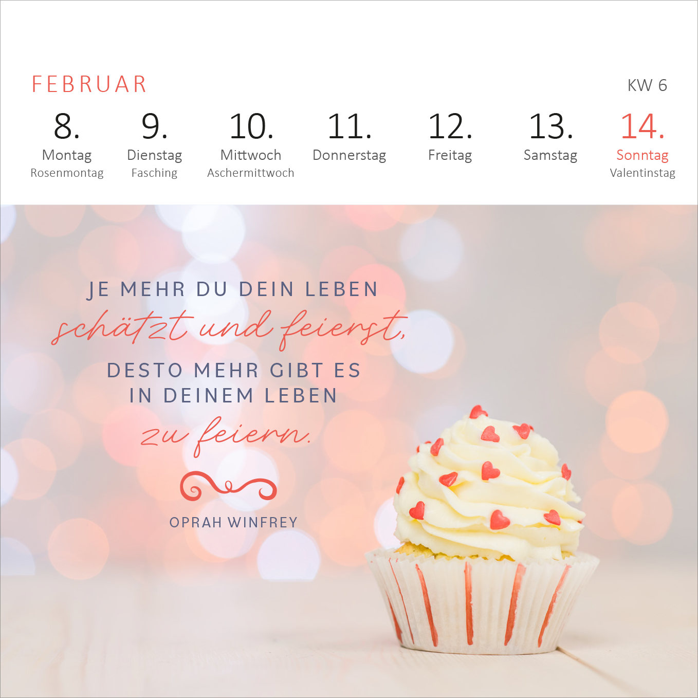 Gezeigt wird eine Innen- oder Zusatzansicht von „Mini-Wochenkalender 365 Tage Sonne im Herzen 2027“. Der Hintergrund ist in sanften, verschwommenen Pastelltönen gehalten, die eine festliche Atmosphäre erzeugen. Oben sind die Wochentage und die Datumsangaben in klarer, serifenloser Schrift abgedruckt. In der Mitte befindet sich ein Zitat in eleganter, geschwungener Typografie, unterstrichen von einer geschwungenen Linie. Ein dekorativer Cupcake mit roten Herzchen rundet die liebevolle...