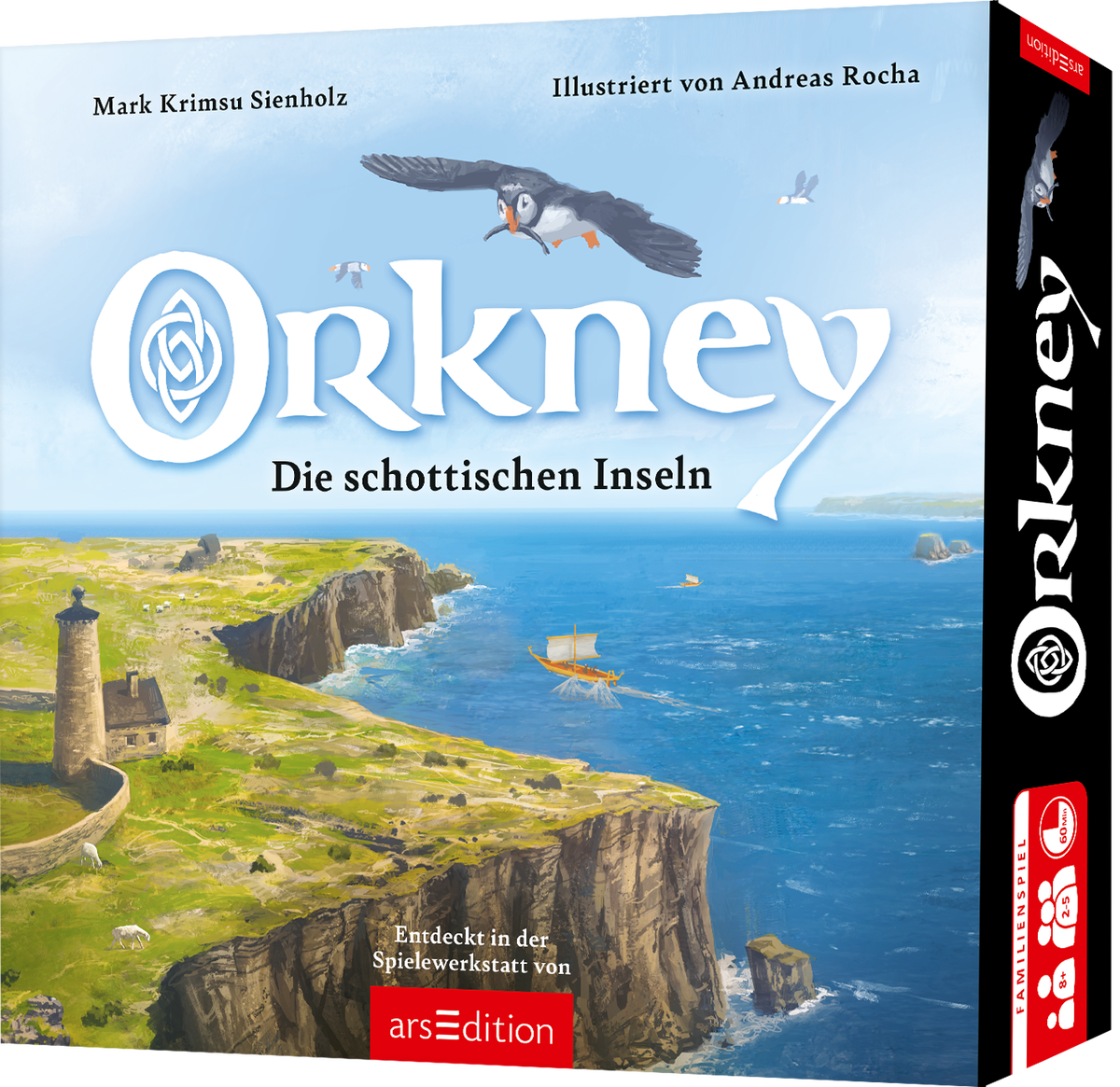 „Orkney“ in großer weißer Serifenschrift mittig oben, darunter „Die schottischen Inseln“ in schwarzer Serifenschrift. Illustration einer sonnigen Klippenküste mit Leuchtturm links, einem Segelboot auf blauem Meer und einem Papageitaucher über dem Titel. Helle Blau und Grün dominieren, ruhige einladende Atmosphäre. Oben links Autor Mark Krimsu Sienholz, oben rechts Illustriert von Andreas Rocha. Ganz unten mittig steht der Logoschriftzug von arsEdition.