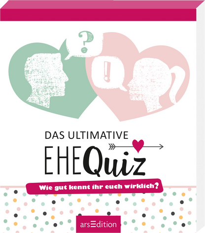 Das Buchcover zeigt zwei stilisierte Köpfe in Form von Herzen, einer in mintgrün und der andere in rosa, die in einem Gespräch miteinander verbunden sind. Die Farbgestaltung ist fröhlich und einladend. In der Mitte prangt der Titel „DAS ULTIMATIVE EHEQuiz“ in einer verspielten Schriftart, unterlegt von einem Pfeil, der eine Herzillustration führt. Der Untertitel „Wie gut kennt ihr euch wirklich?“ steht in klarer, schwarzer Schrift darunter. Ganz unten mittig steht der...