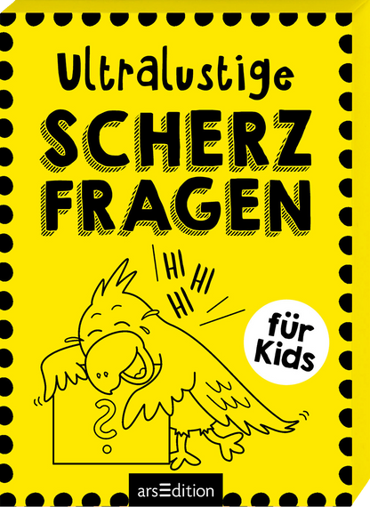 Gezeigt wird die 3D-ansicht der Kartenbox. Auf leuchtend gelbem Hintergrund steht in großen, fetten Buchstaben „Ultralustige SCHERZFRAGEN“. Ein stilisierter Vogel lacht Tränen und lehnt sich dabei an ein Quadrat auf dem ein Fragezeichen steht. Über dem Vogel sind Lachlaute dargestellt. In einem weißen, runden Feld steht der Zusatz „für Kids“. Der Cover ist humorvoll und einladend gestaltet. Ganz unten mittig steht der Logoschriftzug von arsEdition.