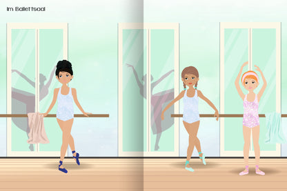 Gezeigt wird eine Innenansicht von „Sticker-Anziehpuppen – Ballerina“. Die Illustration zeigt drei Ballerinas im Ballettsaal. Links steht eine Ballerina mit schwarzem Haar in einem hellblauen Body. Im Hintergrund sind große Fenster mit reflektierenden Lichteffekten sowie die Silhouette einer weiteren Tänzerin zu sehen. Der Titel „Im Ballettsaal“ ist in einer verspielten Schriftart oben links platziert.
