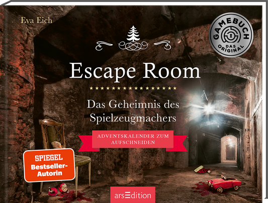 Das Cover zeigt eine düstere, steinerne Kellerumgebung mit schwachem Licht. Auf der oberen Hälfte prangt der Titel „Escape Room“ in großen, weißen Buchstaben, darunter steht „Das Geheimnis des Spielzeugmachers“ in eleganterer Schrift. Rote Akzente heben den Text „ADVENTSKALENDER ZUM AUFSCHNEIDEN“ hervor. In der unteren linken Ecke befindet sich ein SPIEGEL-Bestseller-Button mit dem Hinweis „SPIEGEL Bestseller-Autorin“. Ganz unten mittig steht der Logoschriftzug von...