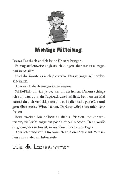 Gezeigt wird eine Innenansicht von „Wie man seine peinlichen Eltern erträgt“. Die Seite enthält einen humorvollen Text mit der Überschrift „Wichtige Mitteilung!“ in einer handschriftlichen Schriftart. Darunter steht der Text in klarer, gut lesbarer Schrift und schwarzen Buchstaben auf weißem Hintergrund. Am oberen Rand ist eine humorvolle Illustration eines Jungen zu sehen, der besorgt aussieht.