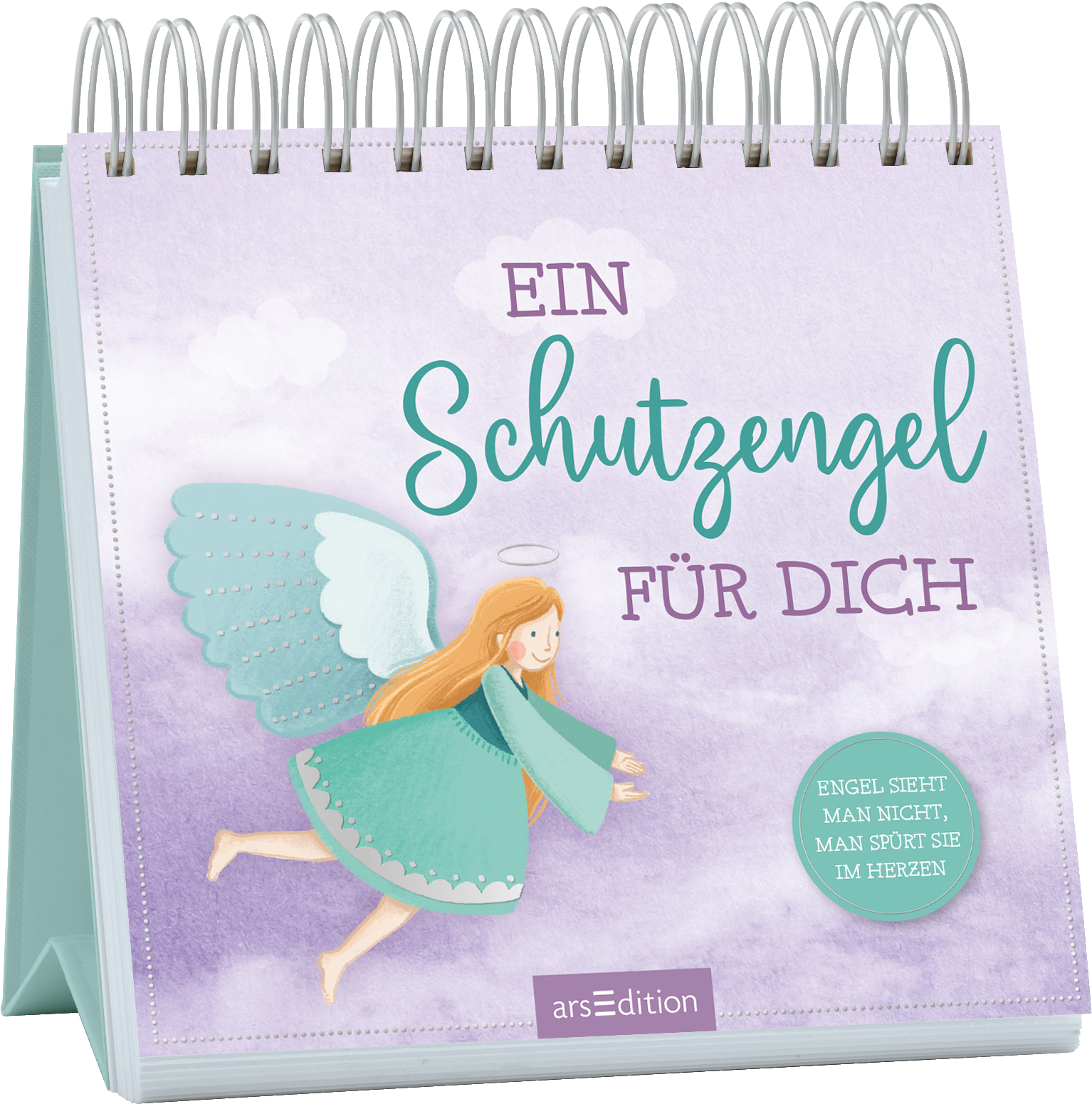 Auf einem sanft lila-himmelblauen Hintergrund fliegt ein lächelnder Engel mit langen, lockigen, goldenen Haaren und einem zarten Heiligenschein. Der Engel trägt ein grünes Kleid und hat große, weiße Flügel. Oben steht in verspielter Schrift „EIN SCHUTZENGEL“ und darunter „FÜR DICH“ in kräftigem Türkis. Ganz unten rechts ist ein türkisfarbener Button mit dem Text „ENGEL SIEHT MAN NICHT, MAN SPÜRT SIE IM HERZEN“. Ganz unten mittig steht der Logoschriftzug von arsEdition.
