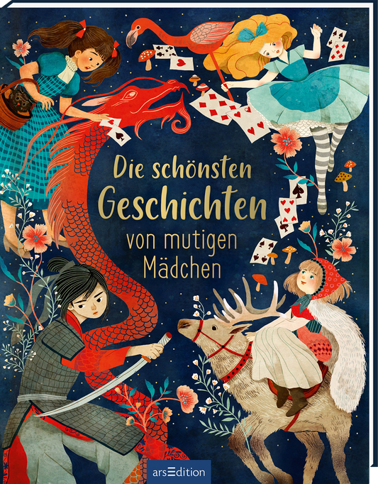 Das Buchcover zeigt eine fantasievolle, farbenfrohe Illustration auf dunkelblauem Hintergrund. In der Mitte windet sich ein roter Drache, während oben links verschiedene Mädchen in unterschiedlichen Szenen dargestellt sind. Die Schrift des Titels „Die schönsten Geschichten“ ist verspielt und gut lesbar, ergänzt durch den Untertitel „von mutigen Mädchen“. Geometrische Figuren und Karten in rot und weiß lockern das Design auf. Ganz unten mittig steht der Logoschriftzug von...
