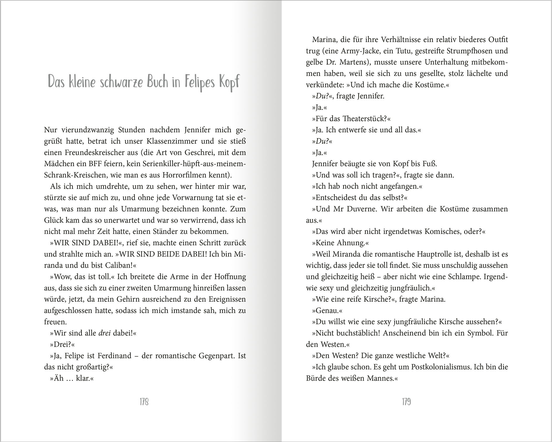 Gezeigt wird eine Innen- oder Zusatzansicht von „Genial normal“. Die Seite präsentiert einen klaren, ansprechenden Text in dunkler Schrift auf hellem Hintergrund. Die Überschrift „Das kleine schwarze Buch in Felipes Kopf“ hebt sich deutlich durch die große, geschwungene Typografie ab. Der Fließtext ist in Absätzen strukturiert, wobei die Schriftgröße leserfreundlich ist. Illustrationen oder grafische Elemente sind nicht sichtbar, was den Fokus auf den Text lenkt und eine klare...