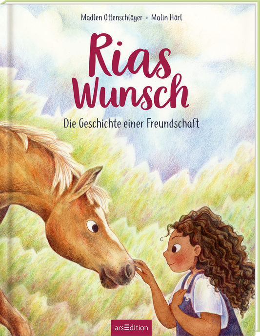 Das Buchcover zeigt ein liebevoll illustriertes Mädchen mit lockigem, braunem Haar, das sanft mit einem Pferd interagiert. Die Farben sind weich und einladend, vor allem in sanften Pastelltönen gehalten. Der Titel „Rias Wunsch“ erscheint in großer, verspielter roter Schrift, während darunter in kleinerer Schrift „Die Geschichte einer Freundschaft“ steht. Oben links ist ein SPIEGEL-Bestseller-Button in roter Schrift sichtbar. Ganz unten mittig steht der Logoschriftzug von arsEdition.
