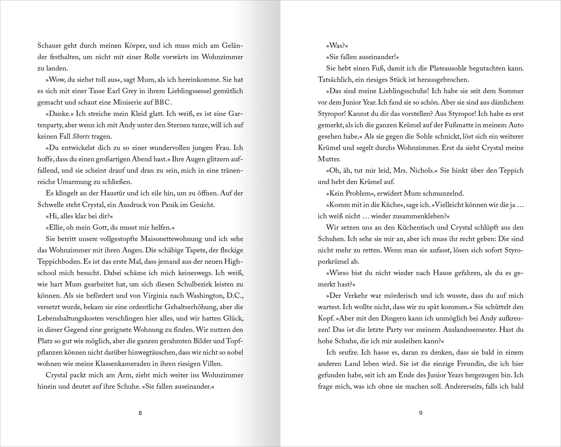 Gezeigt wird eine Innen- oder Zusatzansicht von „My Hot British Boyfriend“. Die Seiten sind im klassischen Layout gestaltet, mit zwei Spalten Fließtext. Der Hintergrund ist weiß, während die Schrift in einem gut lesbaren Schwarz gehalten ist. Die Typografie ist modern und klar, die Schriftgröße sorgt für gute Lesbarkeit.