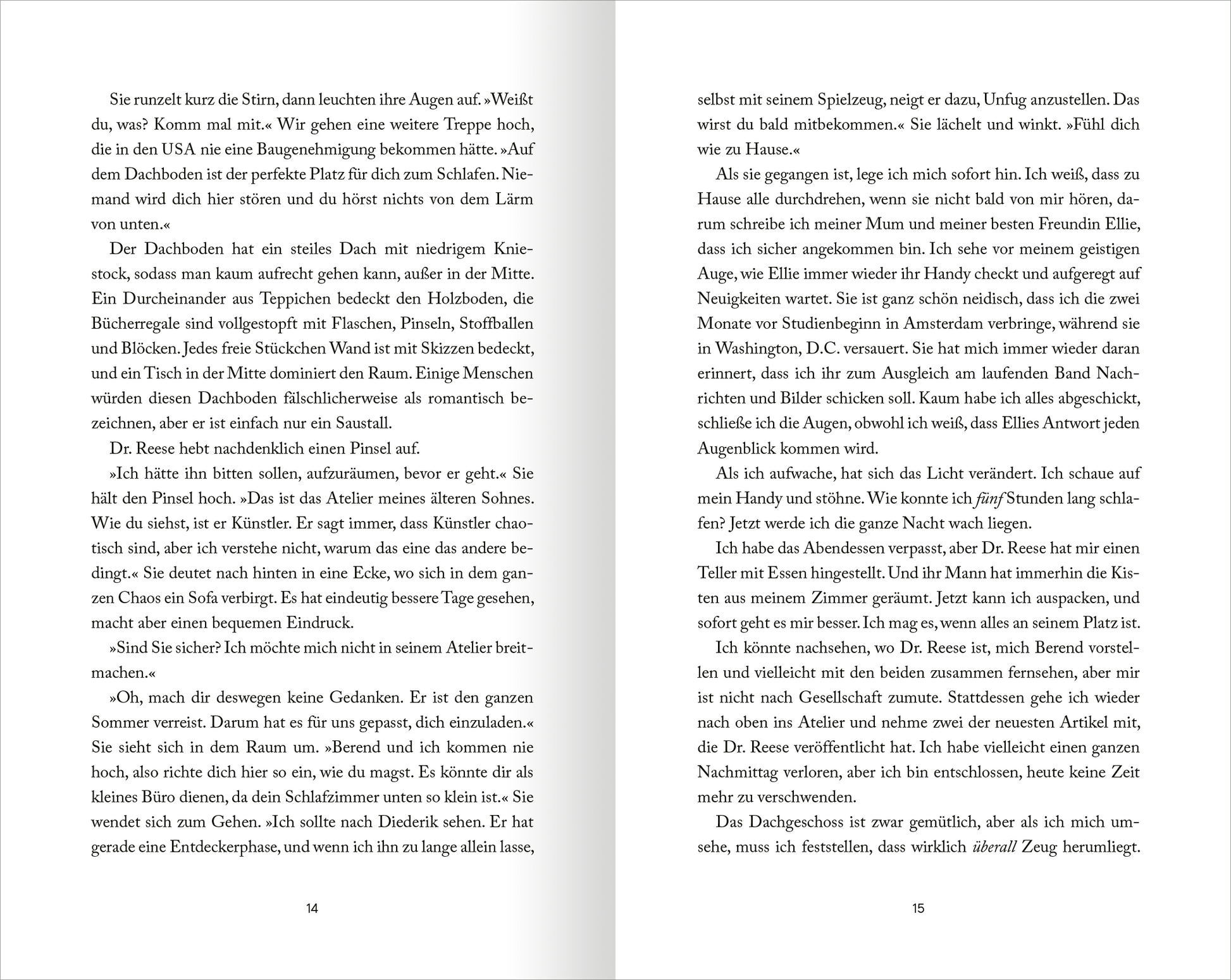 Gezeigt wird eine Innenansicht von „My Hot Dutch Boyfriend“. Die Seiten sind in einem klaren, gut lesbaren Layout gehalten, mit einer klassischen Serifenschrift in schwarzer Farbe auf weißem Hintergrund. Der Text ist in Absätze gegliedert, was die Lesbarkeit erhöht. Die Seitenränder sind großzügig, und es sind keine Bilder oder Illustrationen sichtbar, die vom Text ablenken könnten.