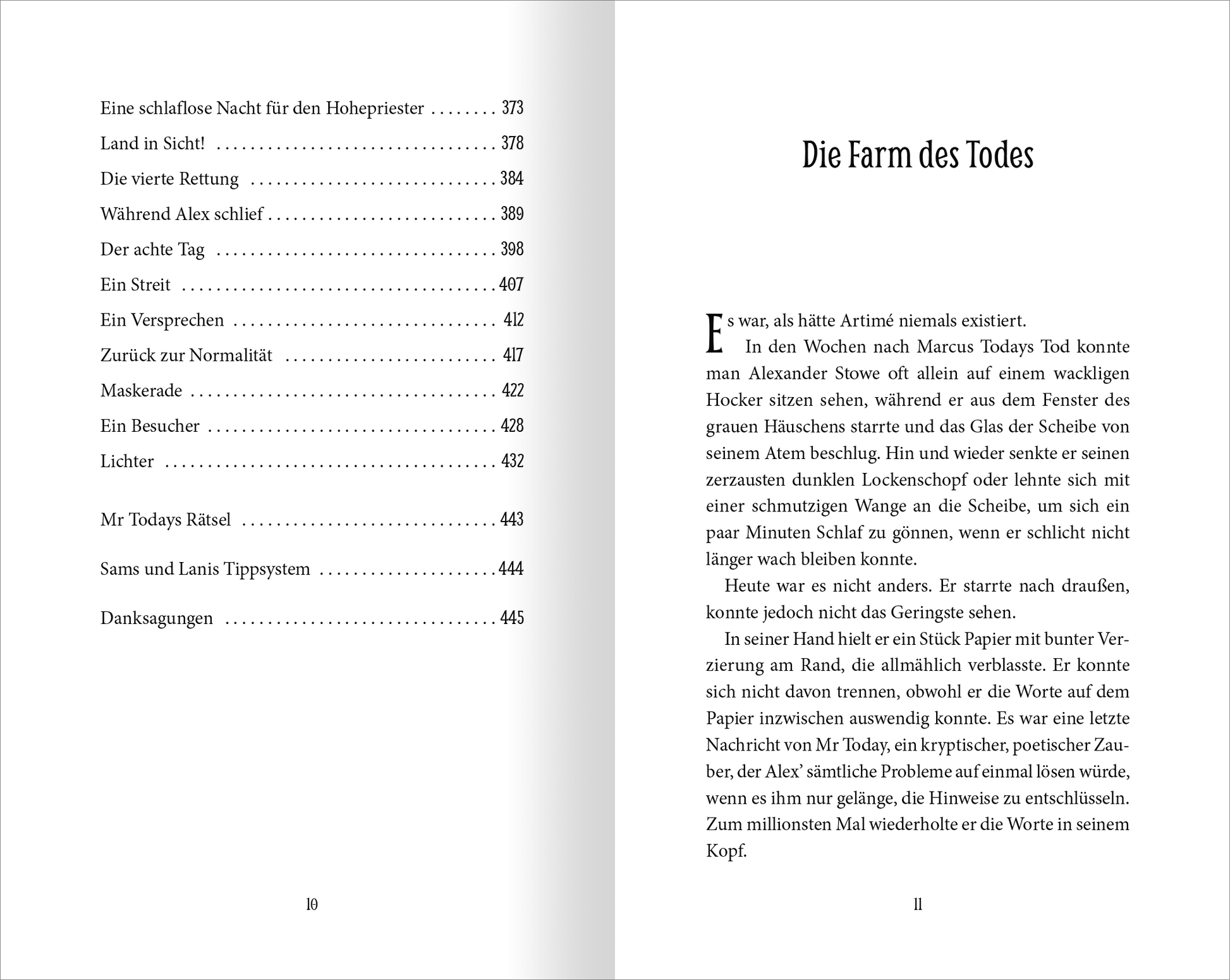 Gezeigt wird eine Innen- oder Zusatzansicht von „Wächter der Magie – Die Feuerinsel“. Die Abbildung zeigt gedruckte Seiten eines Buches. Auf der linken Seite sind Teile des Inhaltsverzeichnis abgebildet. Die Seiten sind in einem Weiß gehalten, mit schwarzer Schrift. Auf der rechten Seite ist eine Überschrift in größerer, auffälliger Schrift gesetzt, was die Struktur der Inhalte verdeutlicht. Am unteren Seitenrand sind Seitenzahlen platziert.