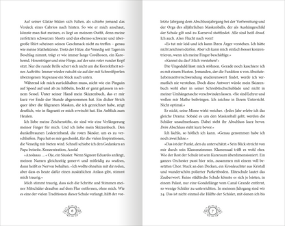 Gezeigt wird eine Innen- oder Zusatzansicht von „Stadt aus Wasser und Licht – Die Maskenmagierin“. Die Seiten sind in einem klaren, gut lesbaren Layout gestaltet, mit schwarzer Typografie auf hellem Hintergrund. Zentrale Textabschnitte sind durch einen eleganten rechten Rand strukturiert. Illustrationen könnten in sanften Farben gestaltet sein, um die Atmosphäre der Geschichte zu unterstützen. Die Schriftgröße ist angenehm, wodurch die Lesbarkeit für alle Altersgruppen...