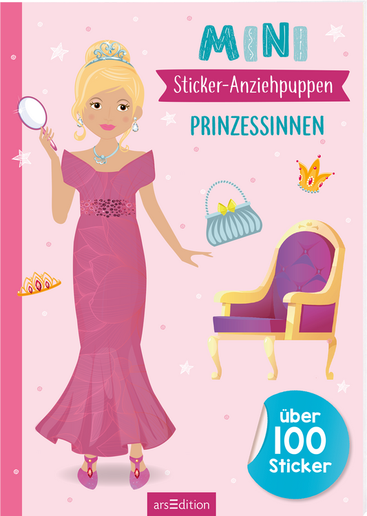 Auf dem Buchcover ist eine stilisierte Prinzessin in einem eleganten, rosa Kleid mit glitzernden Details abgebildet. Ihr langes, blonder Haar schmückt eine Krone. Im Hintergrund sind verschiedene Accessoires, wie eine Handtasche und eine Krone, verteilt. Über der Prinzessin steht der Titel „MINI Sticker-Anziehpuppen PRINZESSINNEN“ in bunten Buchstaben. Unten rechts befindet sich ein blauer Button mit der Aufschrift „über 100 Sticker“. Ganz unten mittig steht der Logoschriftzug von...