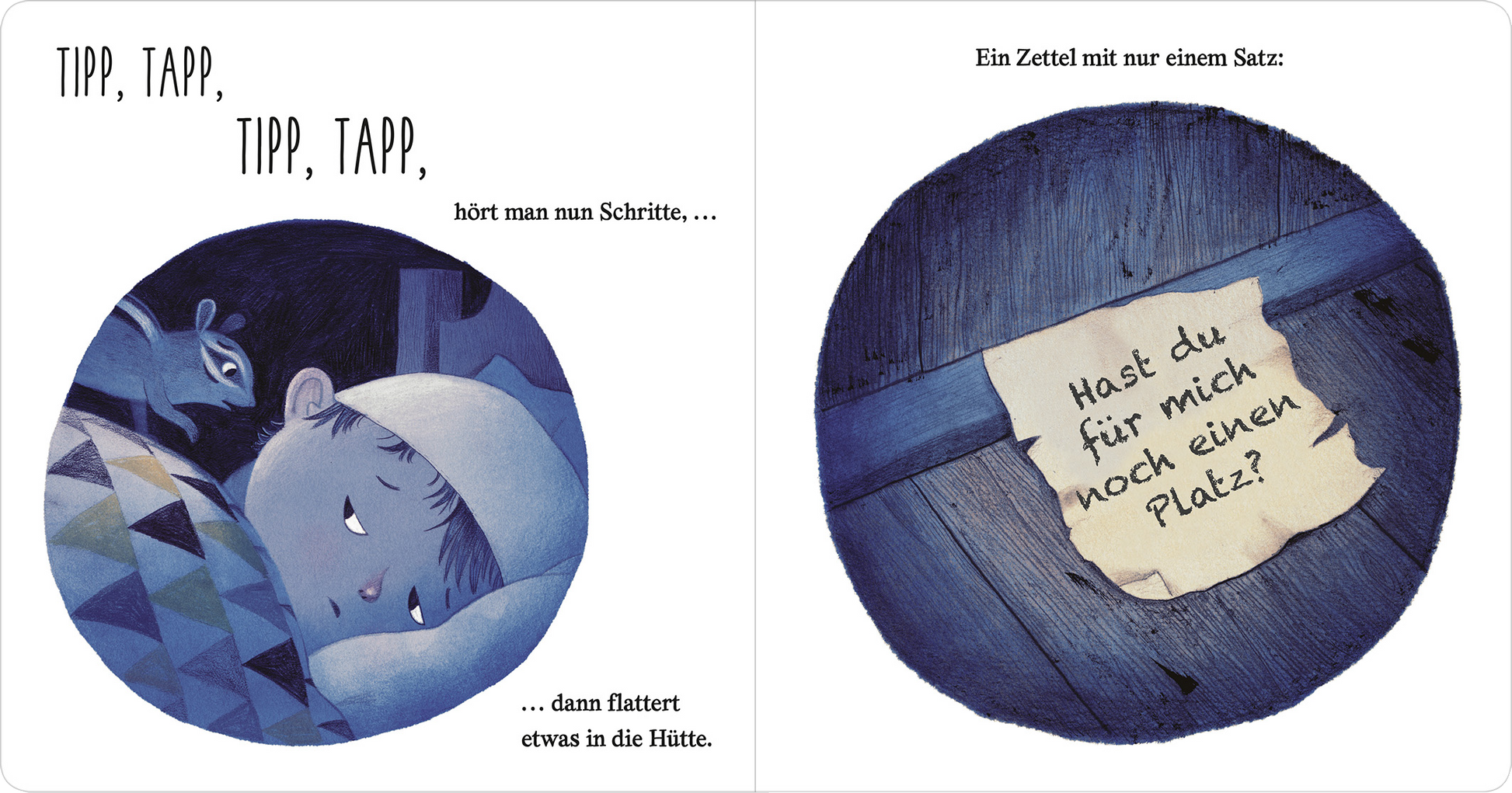 Gezeigt wird eine Innen- oder Zusatzansicht von „Klopf! Klopf! Komm herein, keiner bleibt heut Nacht allein!“. Auf der linken Seite sieht man einen schlafenden Jungen mit einer blauen Mütze und einem weißen Pyjama, umgeben von sanften, kühlen Farben. Auf der rechten Seite befindet sich ein Zettel mit der Frage „Hast du für mich noch einen Platz?“, der auf einem holzähnlichen Hintergrund liegt. Die Schrift ist handgeschrieben und vermittelt eine freundliche, einladende Atmosphäre.