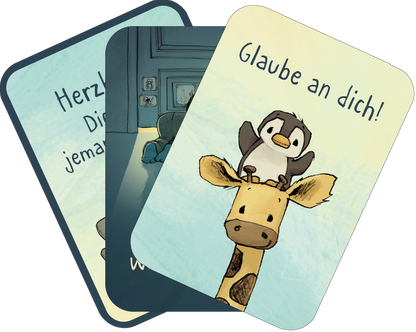 Gezeigt wird eine Innenansicht von „Anouk – Mutmachkarten“. Die Karten zeigen liebevolle, kindgerechte Illustrationen, darunter einen Pinguin und eine Giraffe. Die Farbpalette ist sanft mit hellen Tönen in Blau und Gelb. Auf den Karten stehen motivierende Sprüche. In dieser Ansicht sind drei Karten als Kartenfächer gezeigt.