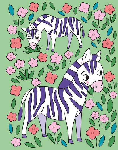 Gezeigt wird eine Innen- oder Zusatzansicht von „Mein Diamant-Stickerheft – Tiere“. Die Illustration zeigt zwei niedliche Zebras in einem bunten Blumenfeld. Die Zebras sind in kräftigen weißen und lila Streifen gehalten und haben freundliche Gesichter. Der Hintergrund ist in einem sanften Grün gehalten, bewachsen von rosa und roten Blüten sowie grünen Blättern.