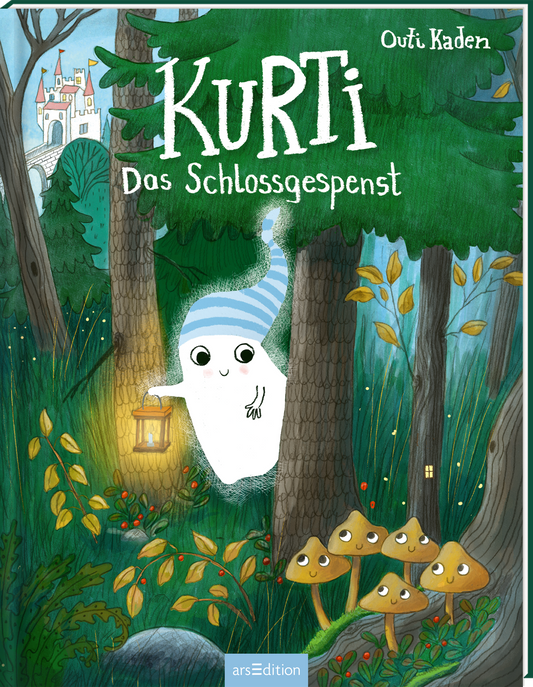 Auf dem Cover ist ein fantasievoller Wald mit hohen Bäumen in verschiedenen Grüntönen abgebildet. Im Vordergrund steht ein freundliches Gespenst namens Kurti, das eine Laterne hält. Es hat eine weißliche Farbe und trägt einen gestreiften Hut. Unterhalb des Gespensts sind einige goldbraun gefärbte Pilze zu sehen. Der Titel „KURTi Das Schlossgespenst“ ist in großer, verspielter Schrift in Weiß und Blau gestaltet. Der Autor Outi Kaden wird oben links aufgeführt. Ganz unten mittig...