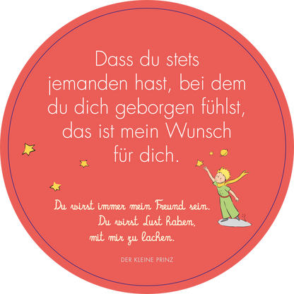 Gezeigt wird eine Innen- oder Zusatzansicht von „Adventskalender in der Dose. Der Kleine Prinz. 24 liebe Wünsche im Advent“. Der Hintergrund ist in einem warmen Rotton gehalten, darauf stehen in großer, klarer Schrift Texte in Weiß. Ein kleiner, fröhlicher Prinz in grüner Kleidung und gelbem Schal ist abgebildet, umgeben von kleinen, gelben Sternen. Die Botschaften sind positiv und emotional, was eine herzliche Stimmung vermittelt. Die Typografie ist modern und gut lesbar.