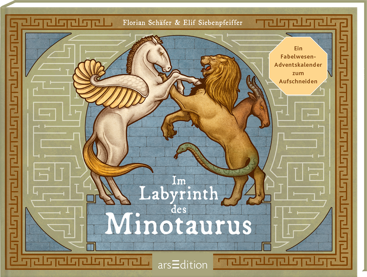 Das Buchcover zeigt im Zentrum einen geflügelten Einhorn und einen majestätischen Löwen, die in einem künstlerischen, stilisierten Stil dargestellt sind. Der Hintergrund ist in sanftem Blau und Beige gehalten, umrahmt von geometrischen Mustern. Der Titel „Im Labyrinth des Minotaurus“ ist prominent in großen, geschwungenen Buchstaben platziert. Ganz unten mittig steht der Logoschriftzug von arsEdition.