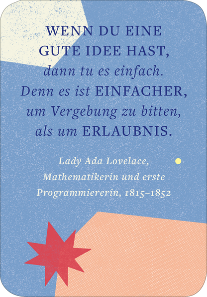 Gezeigt wird eine Innen- oder Zusatzansicht von „Mindset für starke Frauen“. Der Hintergrund ist in sanften Blau- und Beigetönen gehalten, mit geometrischen Formen. Im Mittelpunkt steht ein Zitat von Lady Ada Lovelace in eleganter, dunkler Schrift. Die Worte „EINFACHER“ und „ERLAUBNIS“ sind hervorgehoben und größer geschrieben. Eine rote sternartige Form verleiht dem Design eine dynamische Note. Die gesamte Gestaltung wirkt ansprechend und motivierend.
