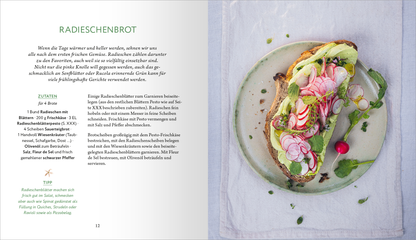 Gezeigt wird eine Innen- oder Zusatzansicht von „Der Geschmack von Frühling“. Die Seite präsentiert ein Rezept für Radieschenbrot. Auf der linken Seite werden die Zutaten aufgeführt, darunter Radieschen, Brot und Gewürze, in einer klaren, gut lesbaren Schriftart. Auf der rechten Seite befindet sich ein ansprechendes, farbenfrohes Bild des Gerichts, das mit frischen Radieschen, Avocado und Blattsalat dekoriert ist. Der Hintergrund ist sanft und in neutralen Farben gehalten, um die...
