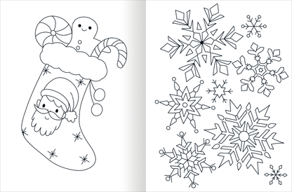 Gezeigt wird eine Innen- oder Zusatzansicht von „Ausmal-Fensterbilder – Im Winter“. Auf der linken Seite befindet sich ein Ausmalbild eines Weihnachtsstrumpfs, verziert mit einem Keks, einer Zuckerstange und einem lächelnden Schneemann. Auf der rechten Seite sind verschiedene prächtige Schneeflocken in unterschiedlichen Formen und Mustern abgebildet. Die Zeichnungen sind in konturierter Schwarzfarbe gehalten und laden zum Ausmalen ein.