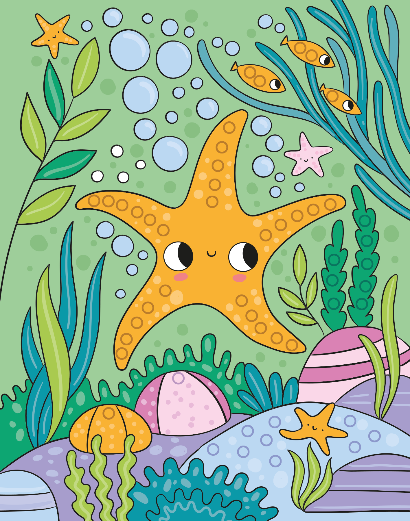 Gezeigt wird eine Innen- oder Zusatzansicht von „Mein Diamant-Stickerheft – Unter Wasser“. Die Illustration zeigt eine fröhliche, orangefarbene Seestern mit großen, freundlichen Augen, umgeben von verschiedenen Wasserpflanzen in Grüntönen. Im Hintergrund sind Luftblasen und kleine Fische zu sehen. Bunte Muscheln und Steine in sanften Pastellfarben verleihen dem Bild eine lebendige Atmosphäre und schaffen ein unterwasserhaftes, einladendes Gefühl.