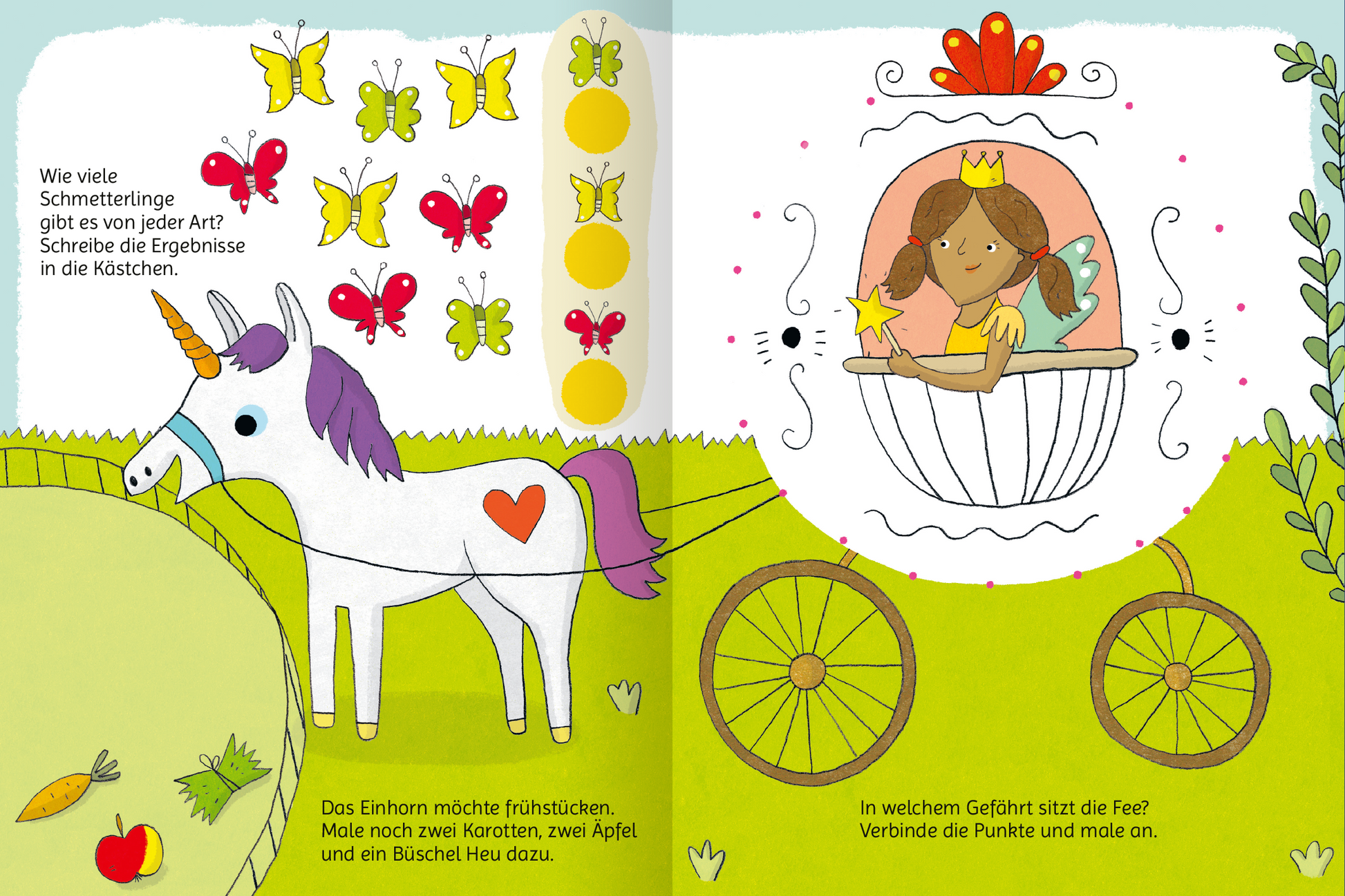 Gezeigt wird eine Innen- oder Zusatzansicht von „Lustige Feen-Rätsel“. Die Illustration zeigt ein buntes, kinderfreundliches Szenario mit einem Einhorn, das einen Wagen zieht. Auf der linken Seite sind farbenfrohe Schmetterlinge in gelb, grün und rot angeordnet. Unterhalb des Einhorns sind zwei Karotten und zwei Äpfel abgebildet. Auf der rechten Seite sitzt ein Mädchen mit Flügeln in einem Wagen, umgeben von einer grünen Wiese. Die Schrift ist klar und gut lesbar, mit ansprechenden,...