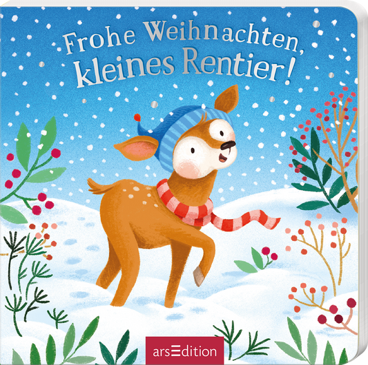 Das Buchcover zeigt ein fröhliches Rentier mit blauer Mütze und rotem Schal, das durch Schneeflocken in einer winterlichen Landschaft springt. Die sanften Farben Blau, Weiß und Braun verleihen der Szene eine festliche, warme Atmosphäre. Über dem Rentier steht der Titel „Frohe Weihnachten, kleines Rentier!“ in verspielter, weißer Schrift. In der unteren rechten Ecke befindet sich ein SPIEGEL-Bestseller-Button mit dem entsprechenden Text. Ganz unten mittig steht der Logoschriftzug von...