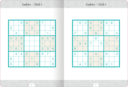 Gezeigt wird eine Innen- oder Zusatzansicht von „Kleine Auszeit – Sudoku“. Die Doppelseite zeigt zwei Sudoku-Rätsel in einem klaren, strukturierten Layout. Die Kästchen sind in einem sanften Beige-Ton mit klaren, hellblauen Umrandungen dargestellt. Die Zahlen sind in einem gut lesbaren, modernen Schriftzug in dunkler Farbe gehalten. Die Überschrift „Sudoku – Stufe I“ ist in einer eleganten, auffälligen Schriftart am oberen Rand platziert. Der Hintergrund bleibt schlicht und...