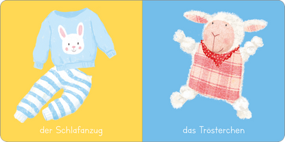 Gezeigt wird eine Innen- oder Zusatzansicht von „Gute Nacht“. Auf der linken Seite befindet sich ein blauer Schlafanzug mit einem Hasenmotiv, umgeben von gelbem Hintergrund. Auf der rechten Seite ist ein weißes Schaf dargestellt, das ein kariertes, rotes Tuch trägt, vor einem hellblauen Hintergrund. Die Typografie ist verspielt und einfach gehalten, mit den Schriftzügen „der Schlafanzug“ und „das Trostertchen“ in weißer Farbe.
