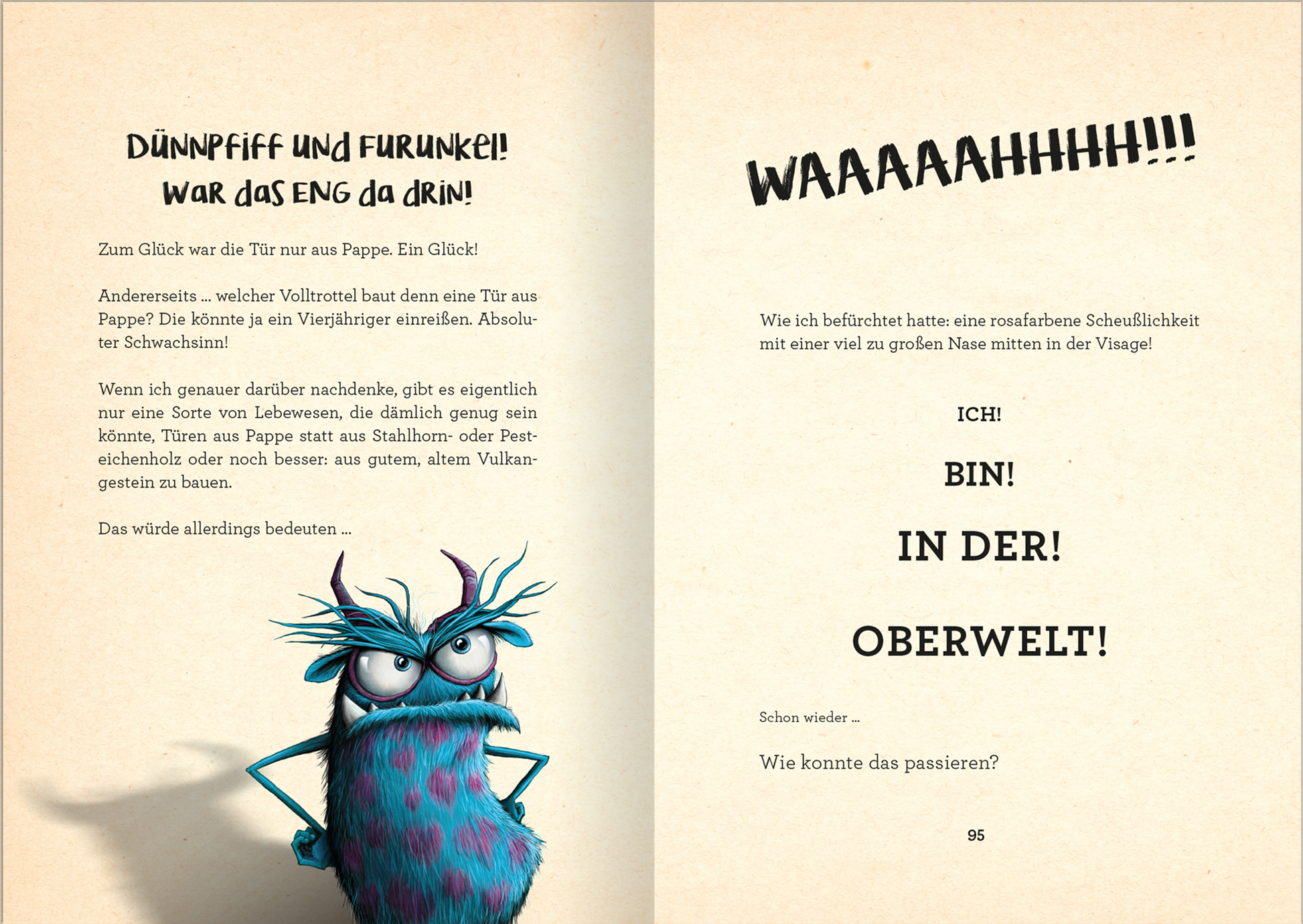 Gezeigt wird eine Innen- oder Zusatzansicht von „Das Buch mit dem Fluch – Pack das nicht aus!“. Die Seiten sind hell gestaltet, mit einem bunten Dämon, der auf der linken Seite abgebildet ist. Der Text ist in fröhlichen, unregelmäßigen Schriftarten gehalten; die Überschriften sind groß und auffällig, während die Erläuterungen in einer leichter lesbaren Schriftart gesetzt sind.