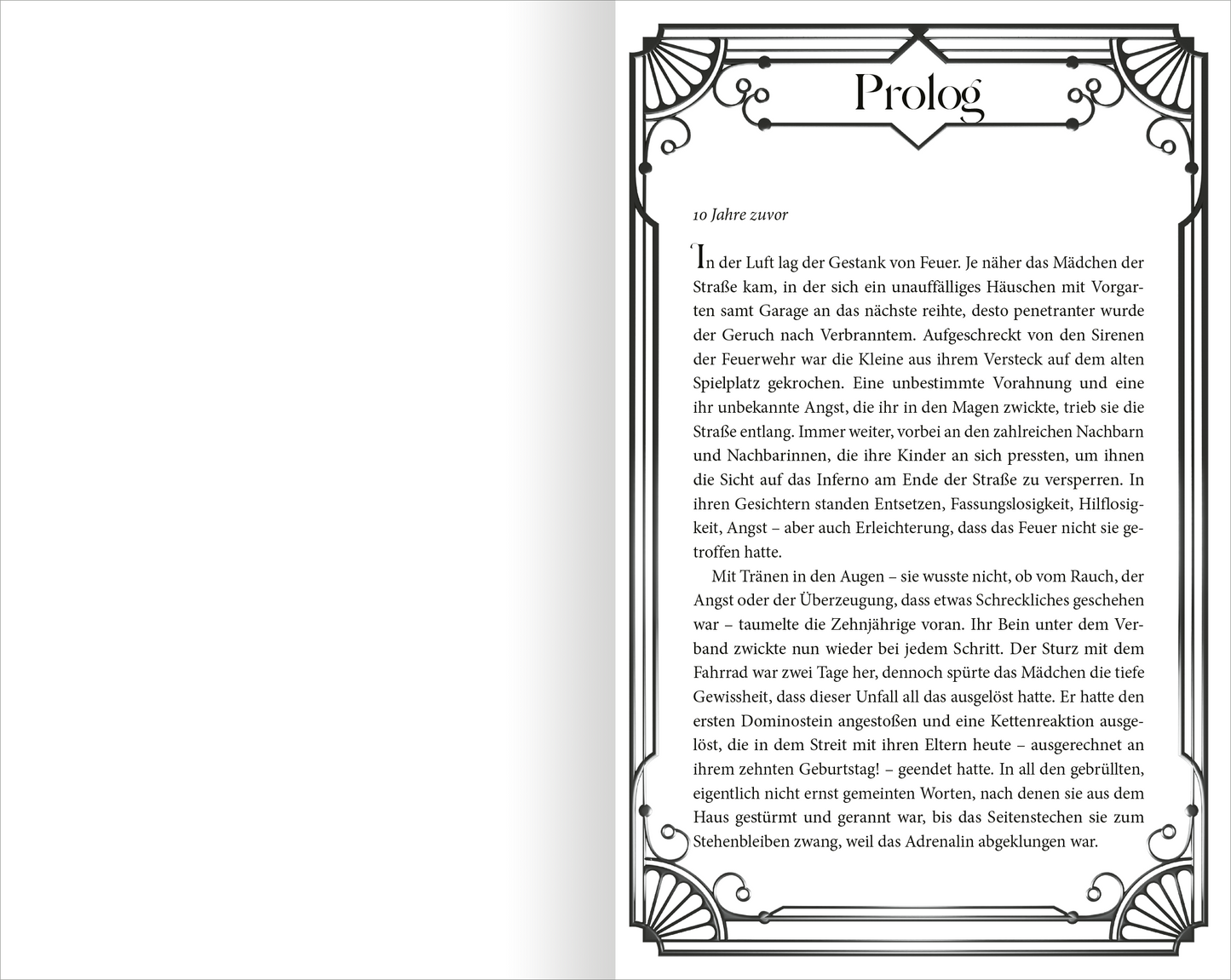 Gezeigt wird eine Innenansicht von „My Darkest Revenge“. Die Seite präsentiert den Prolog in eleganter, geschwungener Typografie. Der Titel „Prolog“ ist zentral und auffällig platziert, umrahmt von schlichten, aber ansprechenden Verzierungen in Schwarz. Der Text ist in einem klaren, gut lesbaren Schriftstil gesetzt, wobei der Hintergrund in einem sanften, hellen Farbton gehalten ist, der einen angenehmen Kontrast zur dunklen Schrift bietet.