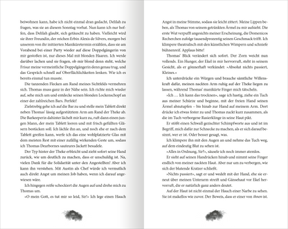 Gezeigt wird eine Innen- oder Zusatzansicht von „My Darkest Revenge“. Die Seiten sind in einem klassischen Layout mit zwei Spalten gestaltet, wobei die Schrift in einer gut lesbaren serifenlosen Typografie gehalten ist. Das Textbild ist hell auf einem weißen Hintergrund, wodurch der Kontrast gut zur Geltung kommt. Dezente Illustrationen in Form von grafischen Elementen am Seitenrand ergänzen das visuelle Erscheinungsbild, während die allgemeine Farbpalette in sanften Grau- und...