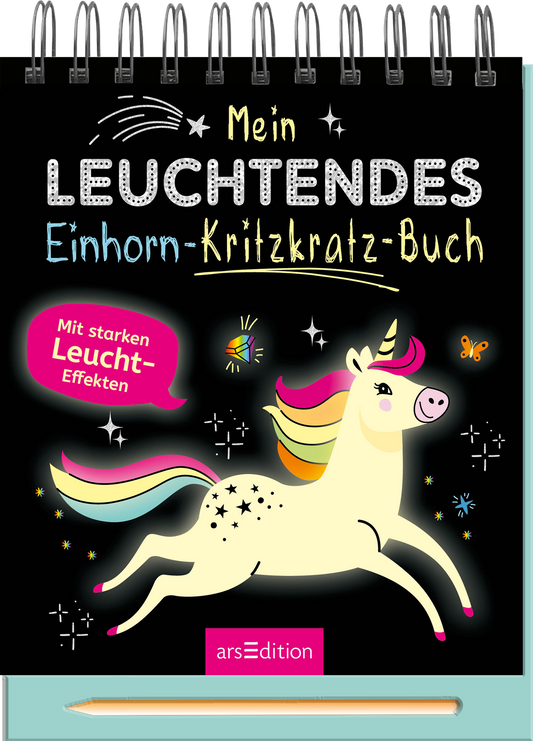 Das Buchcover zeigt ein schwarzes Hintergrunddesign, das mit bunten, leuchtenden Elementen versehen ist. Im Mittelpunkt steht ein fröhliches, weißes Einhorn mit einer mehrfarbigen Mähne und einem schimmernden Horn. Der Titel „Mein LEUCHTENDES Einhorn-Kritzkratz-Buch“ ist in verspielter, bunter Schrift oberhalb des Einhorns platziert. Links befindet sich ein pinkfarbener, ovaler Button mit dem Text „Mit starken Leucht-Effekten“. Ganz unten mittig steht der Logoschriftzug von...