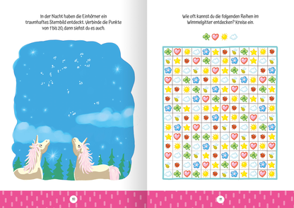 Gezeigt wird eine Innen- oder Zusatzansicht von „Ruckzuck weggewischt! Einhörner“. Auf der linken Seite sind zwei einfarbige Einhörner mit pastellfarbenen Mähnen vor einem sternenübersäten Nachthimmel zu sehen. Der Hintergrund ist überwiegend blau mit grünen Tannen. Auf der rechten Seite befindet sich ein Wimmelbild, das farbenfrohe Symbole wie Herzen, Blumen und Sterne in einem Raster anordnet. Die typografischen Elemente sind in klarer, gut lesbarer Schrift gehalten.