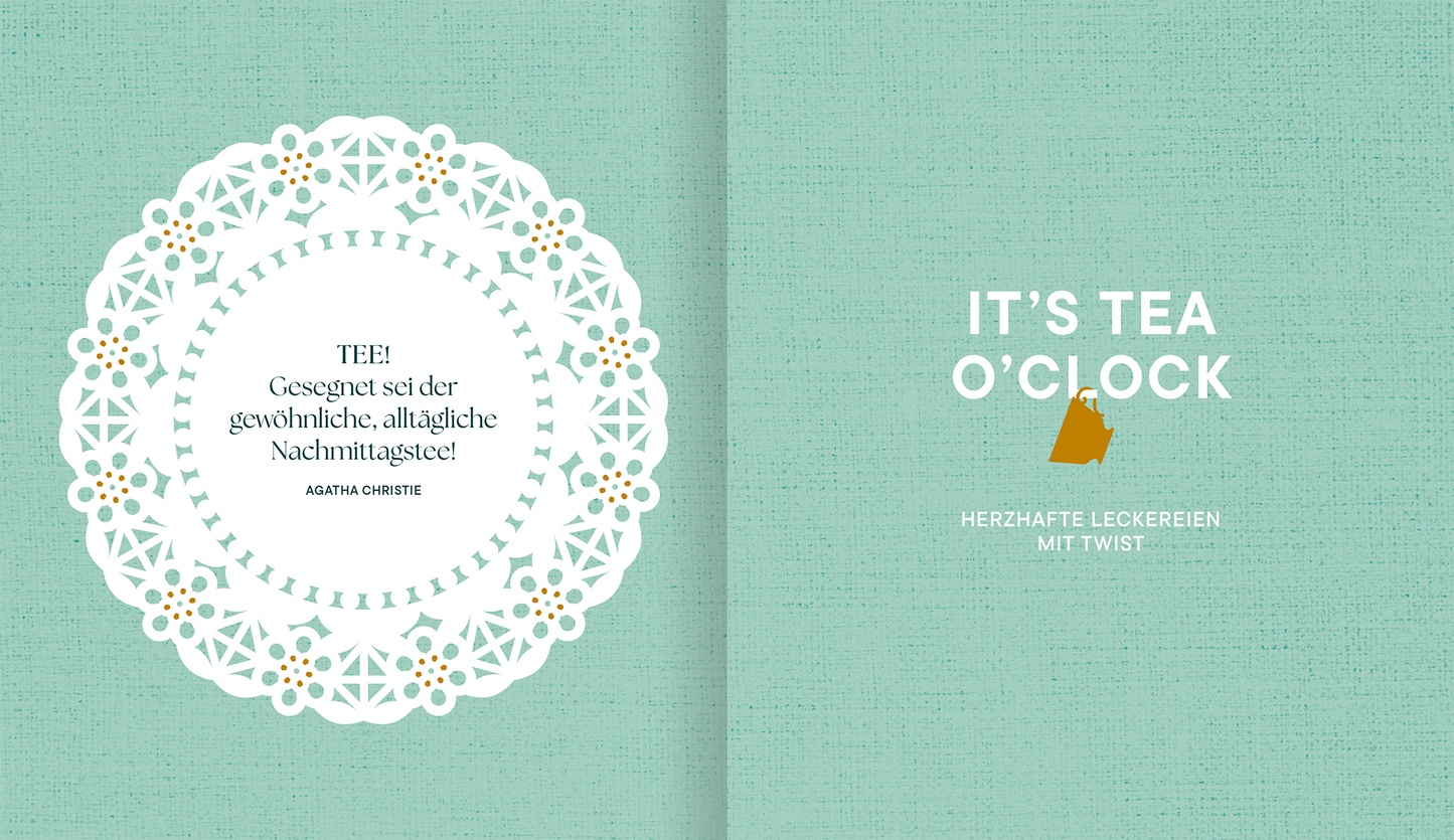 Gezeigt wird eine Innen- oder Zusatzansicht von „More than a Cup of Tea“. Der Fokus liegt auf einem kunstvoll angerichteten Victoria Sponge, der auf einem eleganten, durchsichtigen Haarschnittteller präsentiert wird. Der Kuchen ist golden gebacken, mit einer dekorativen Schicht aus heller Sahne und frischen Kirschen sowie Minzblättern garniert. Die Schriftart ist modern und klar, mit einer Mischung aus grünen und schwarzen Farbtönen, die eine einladende und stilvolle Gestaltung...